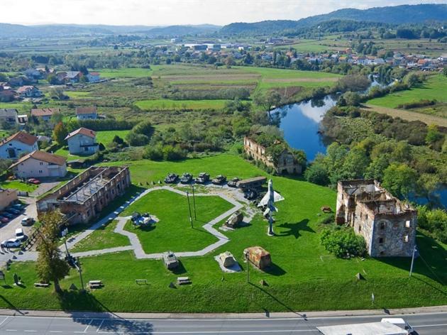 Sobe Zalac Карловац Экстерьер фото